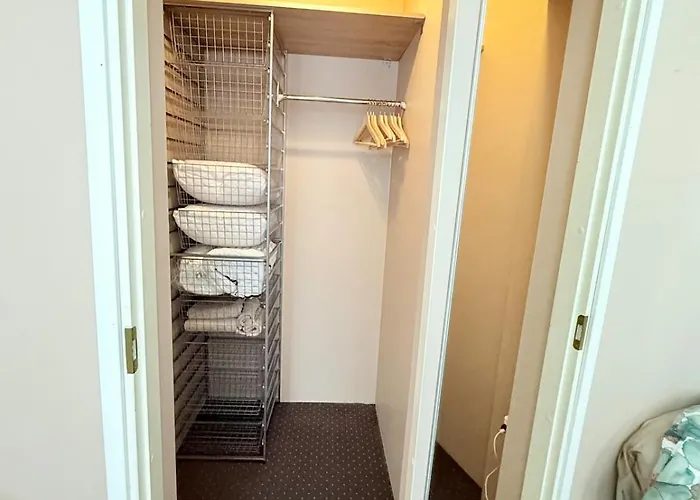 Amaraa Pikk - Feels Better Than Pärnu