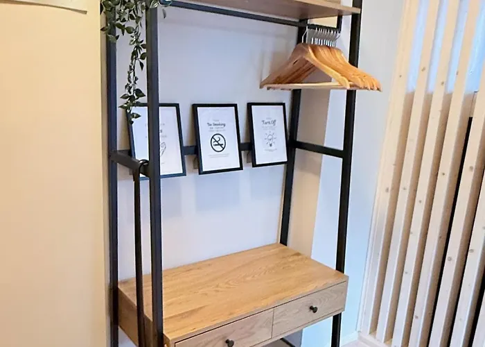 Amaraa Pikk - Feels Better Than Pärnu